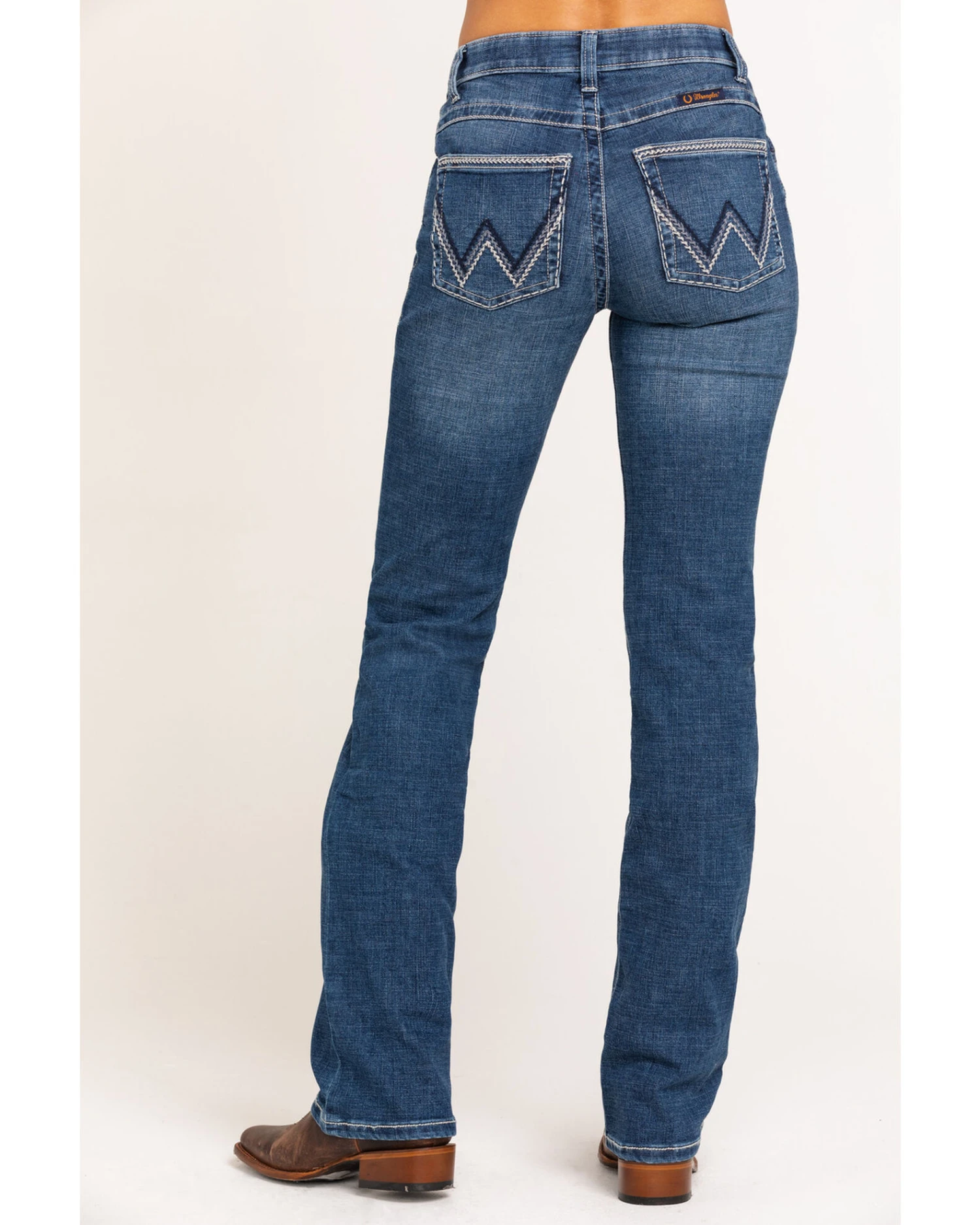 Wrangler Women's Ultimate Riding Williow Lovette Bootcut Jeans - Image 3
