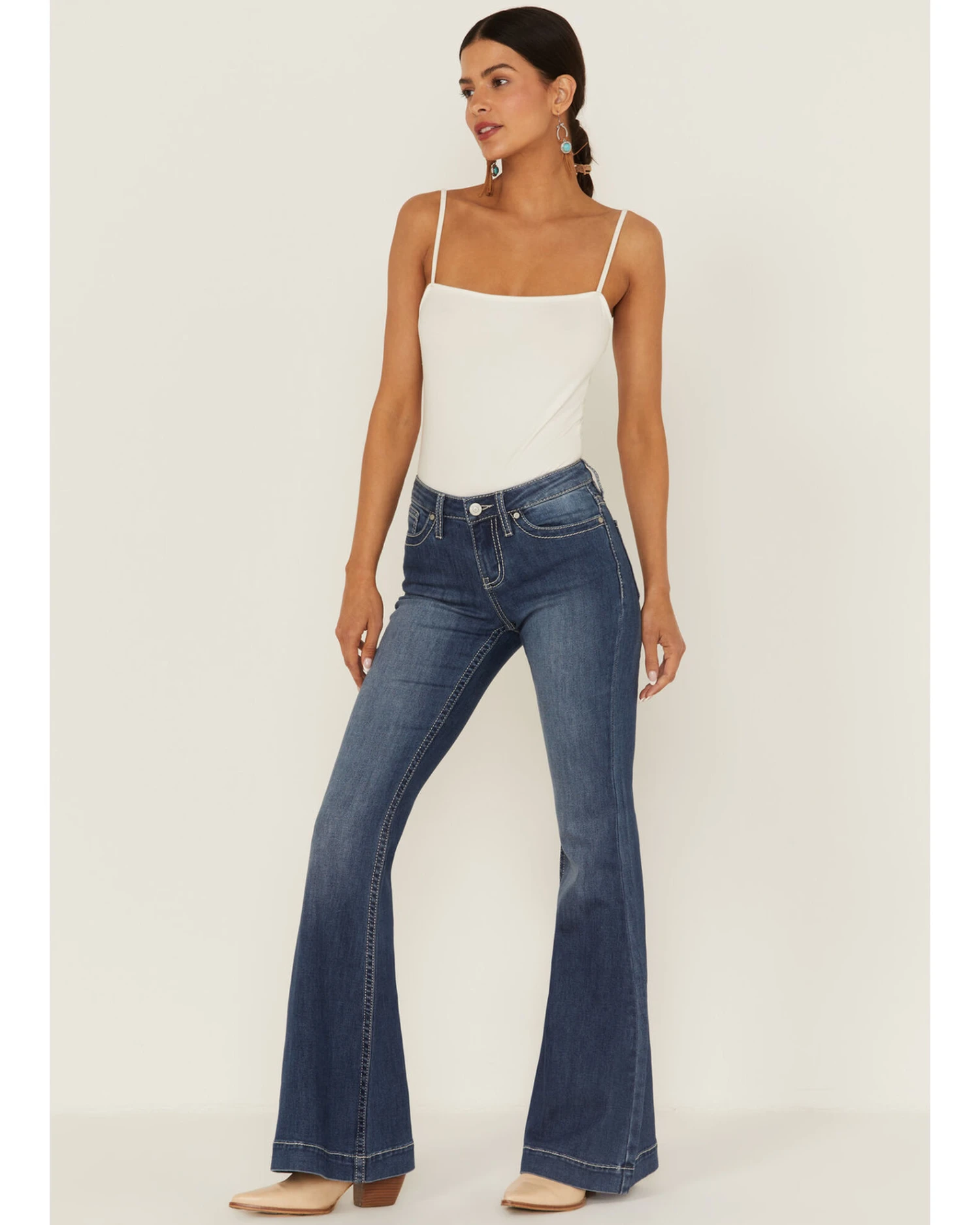 Shyanne Women's Dark Wash Mid Embroidered Scoop Pocket Flare Jeans - Image 2