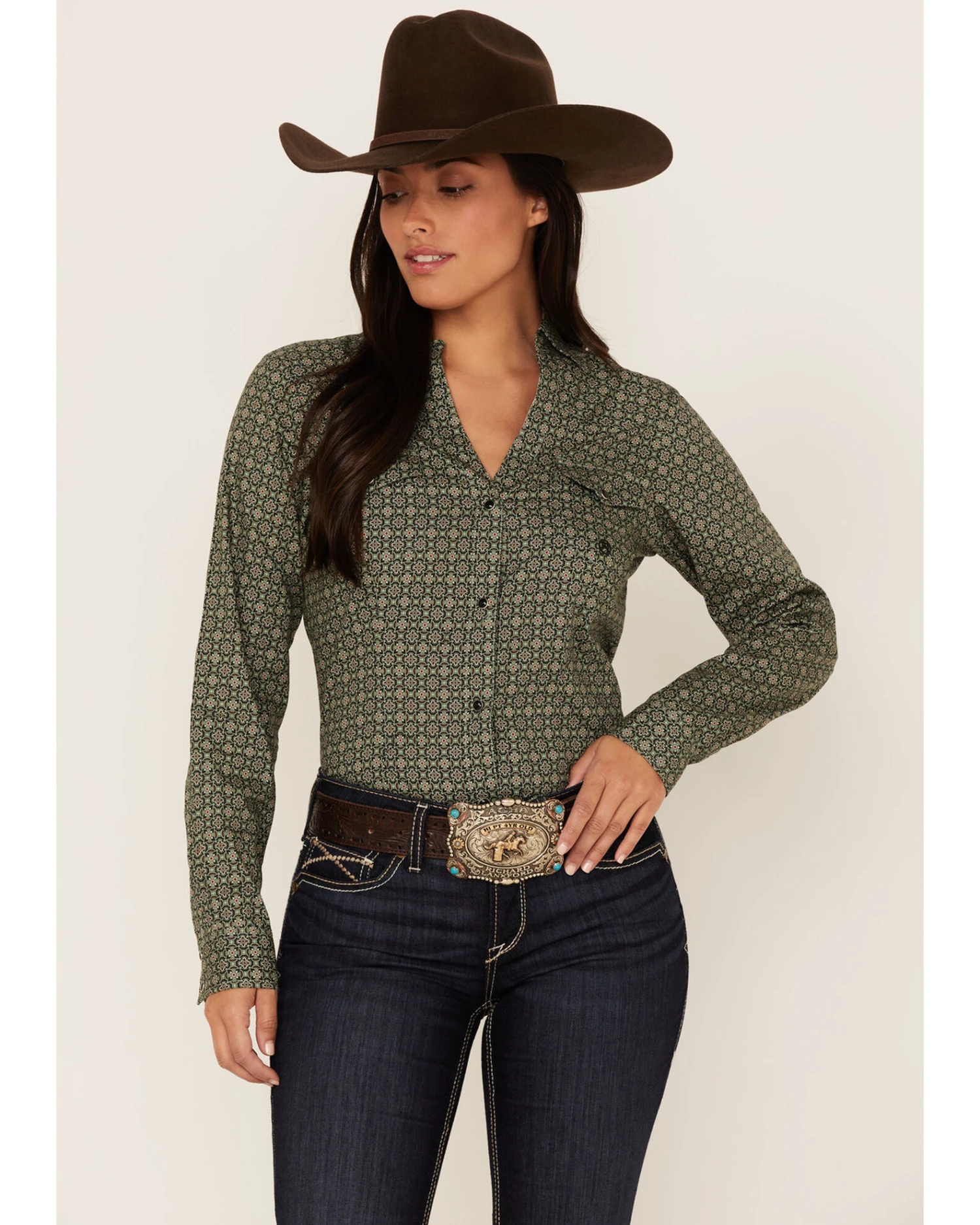Roper Women's Medallion Print Long Sleeve Snap Western Shirt - Image 4