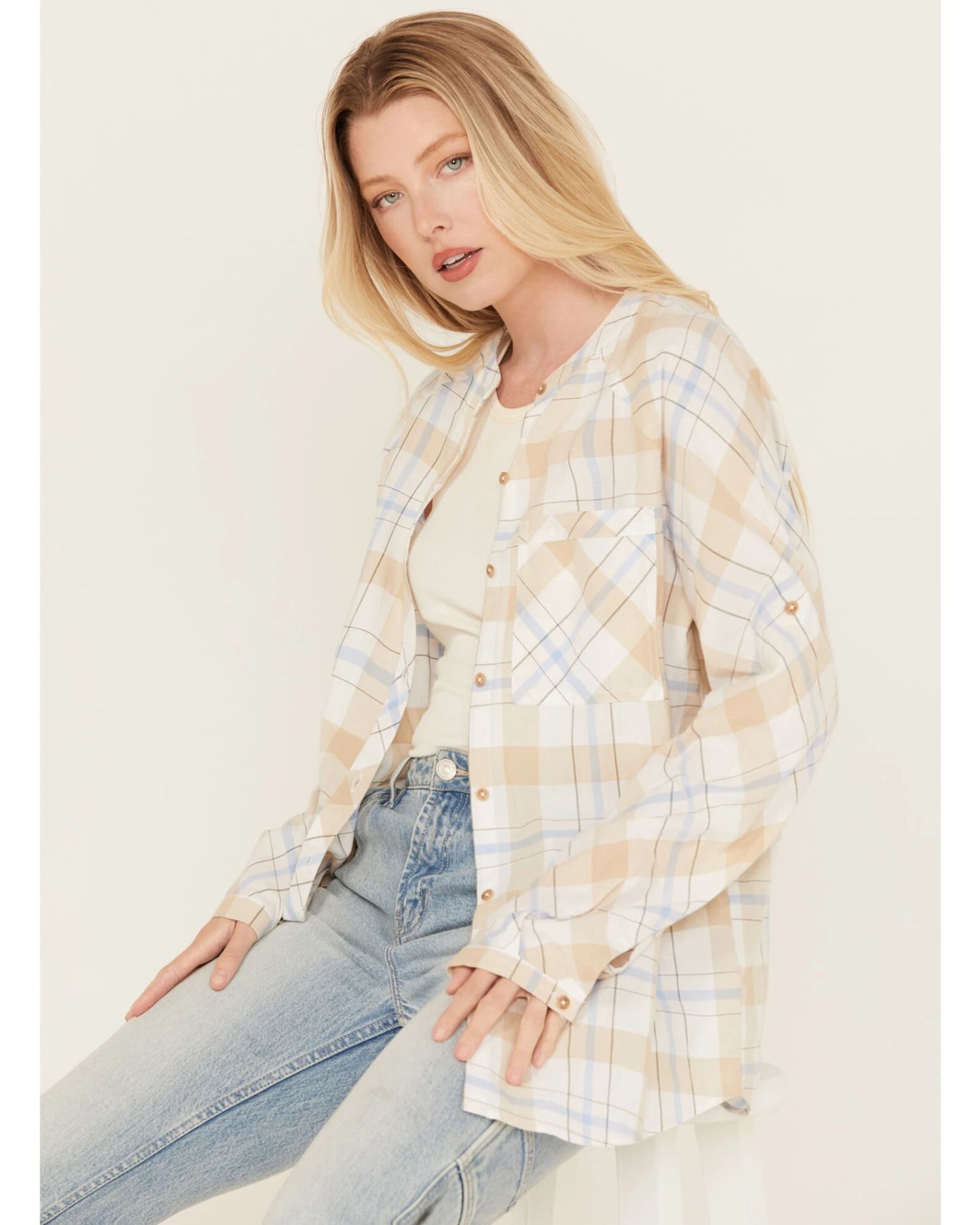 Cleo + Wolf Women's Oversized Plaid Print Button Up - Image 2