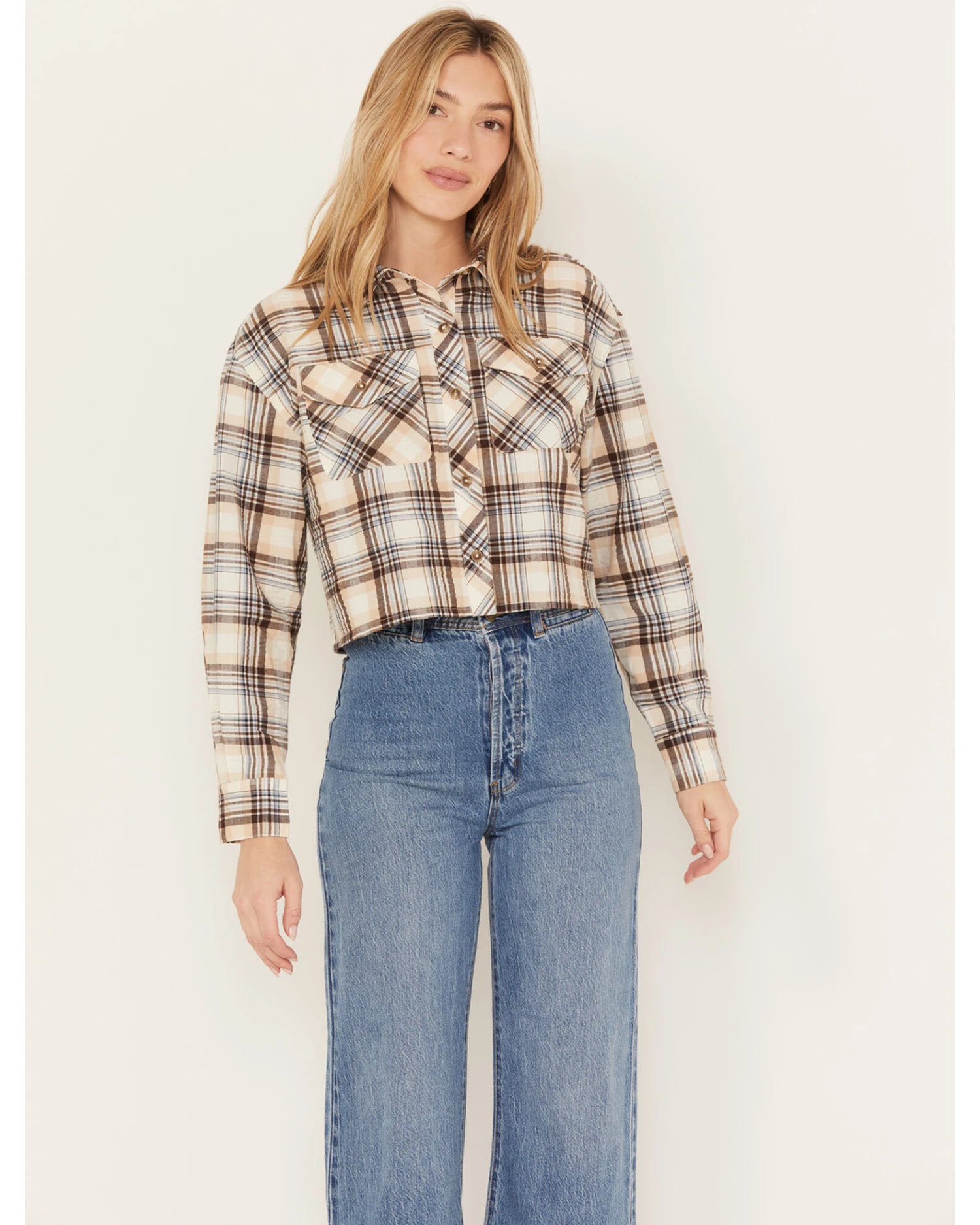 Cleo + Wolf Women's Plaid Print Cropped Shirt - Image 4