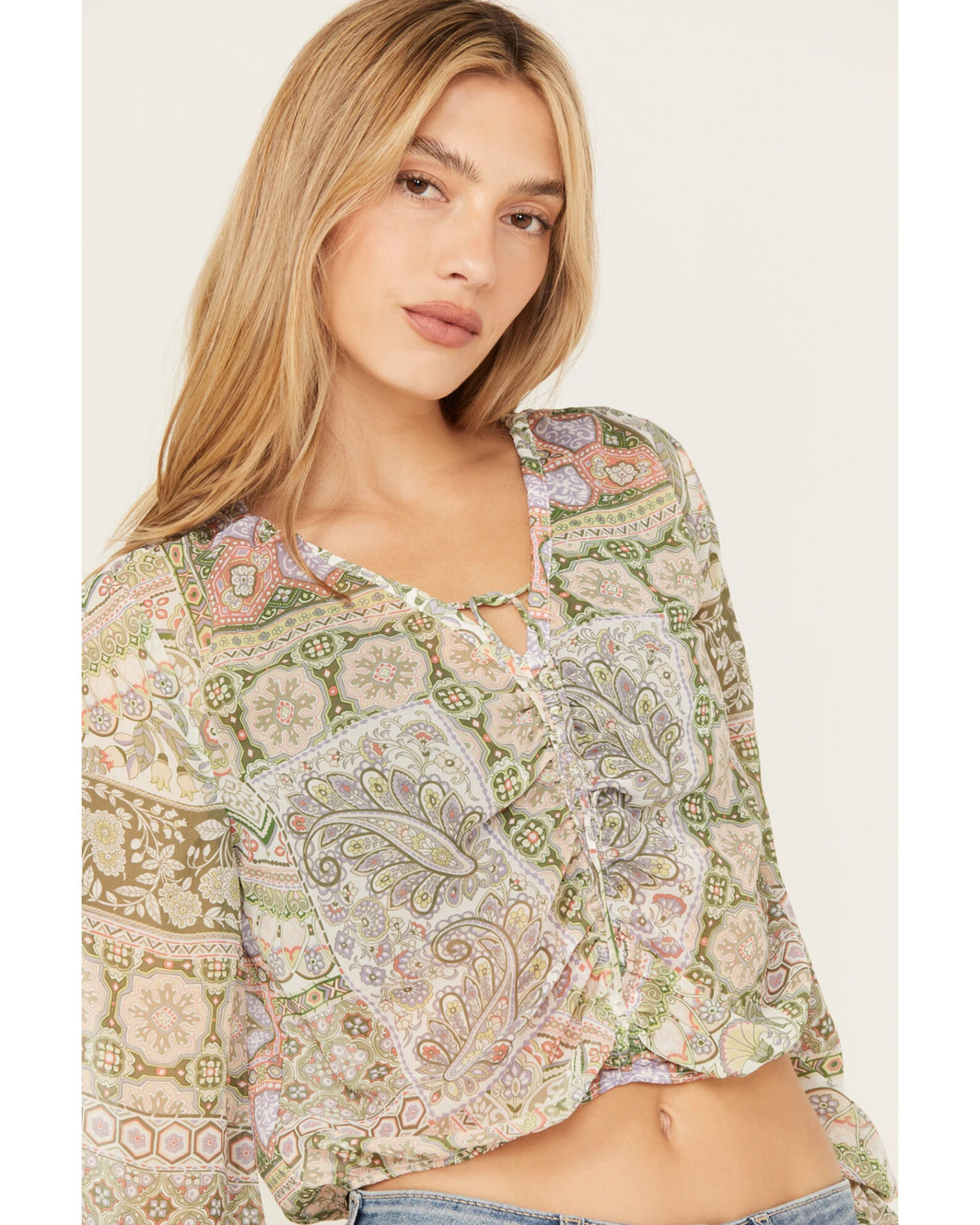 Shyanne Women's Long Sleeve Print Woven Tunic - Image 2