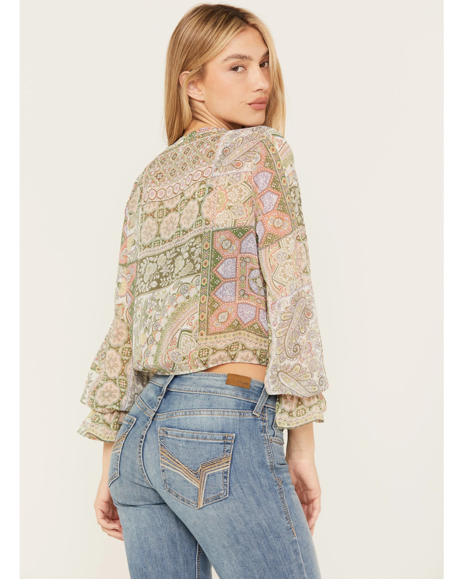 Shyanne Women's Long Sleeve Print Woven Tunic - Image 3