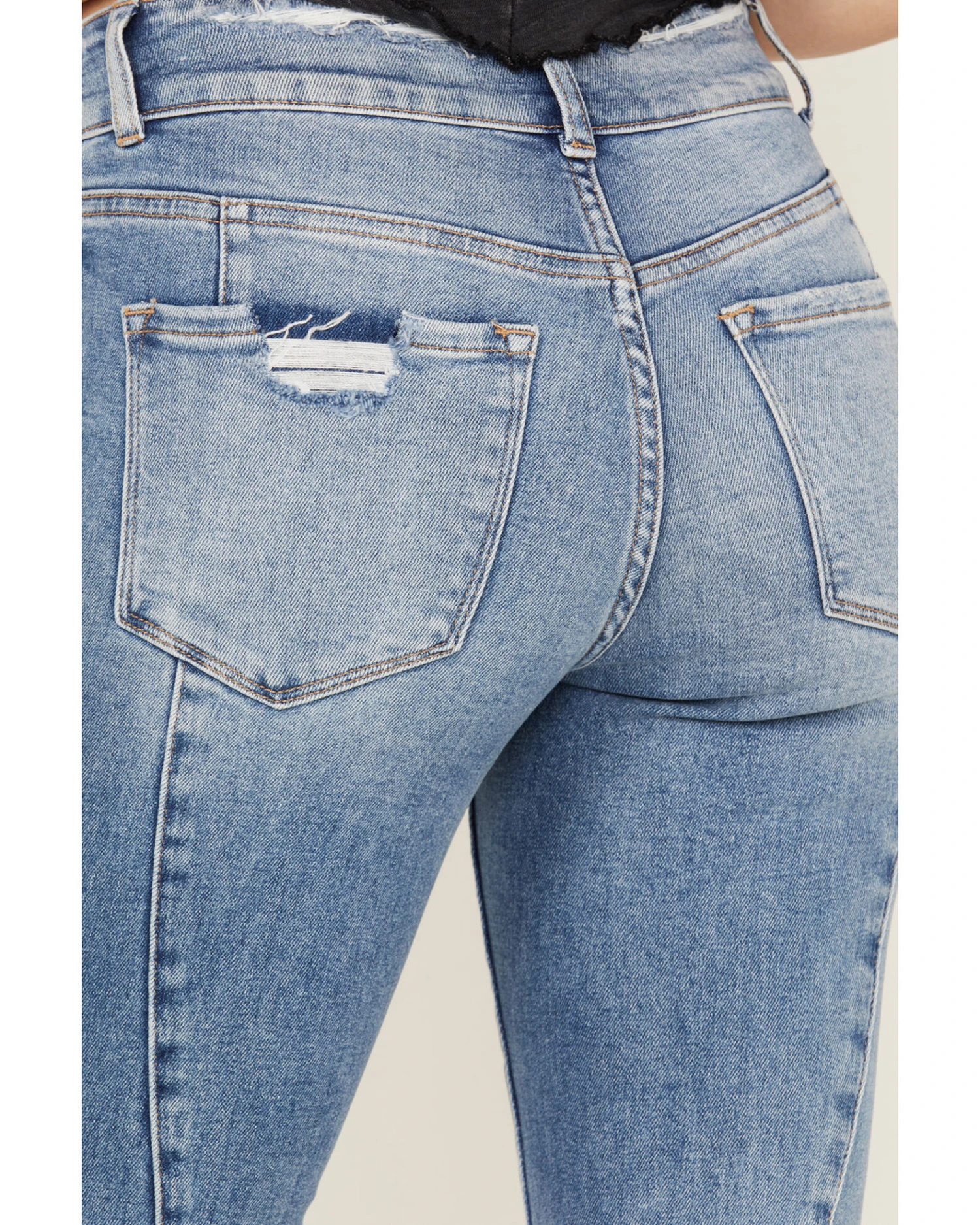 Vervet Women's Take It Easy Medium Wash High Rise Flare Jeans - Image 3